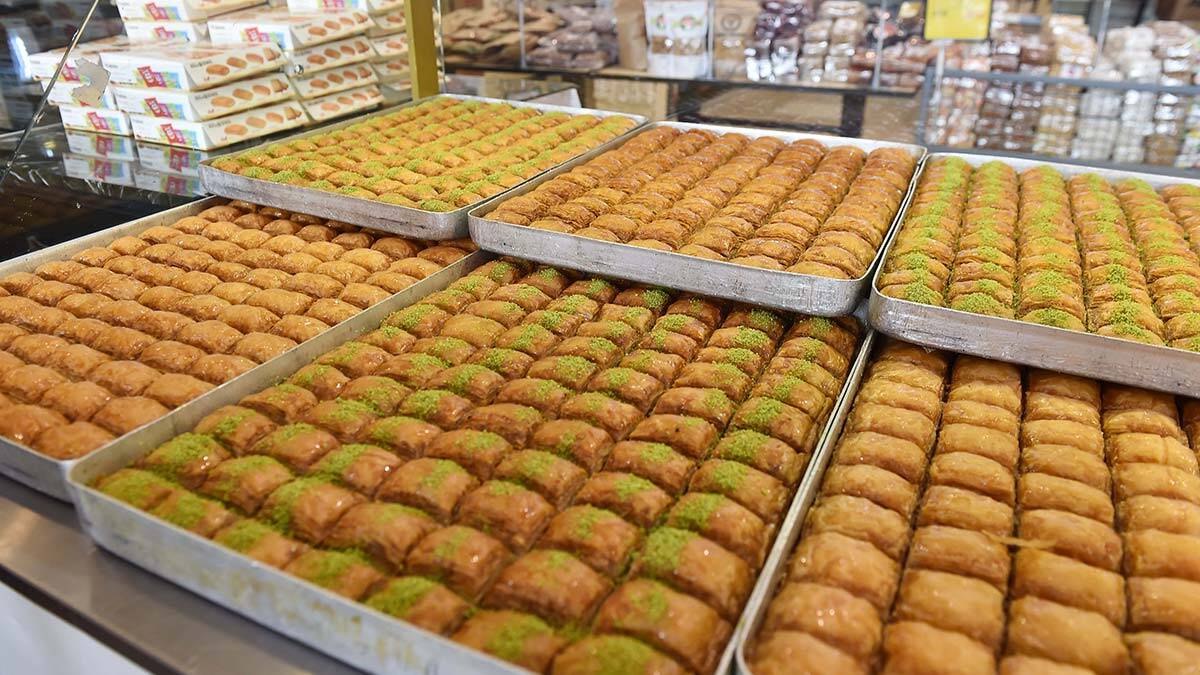 Halk Ekmek Fabrikası tatlı üretimini artırdı