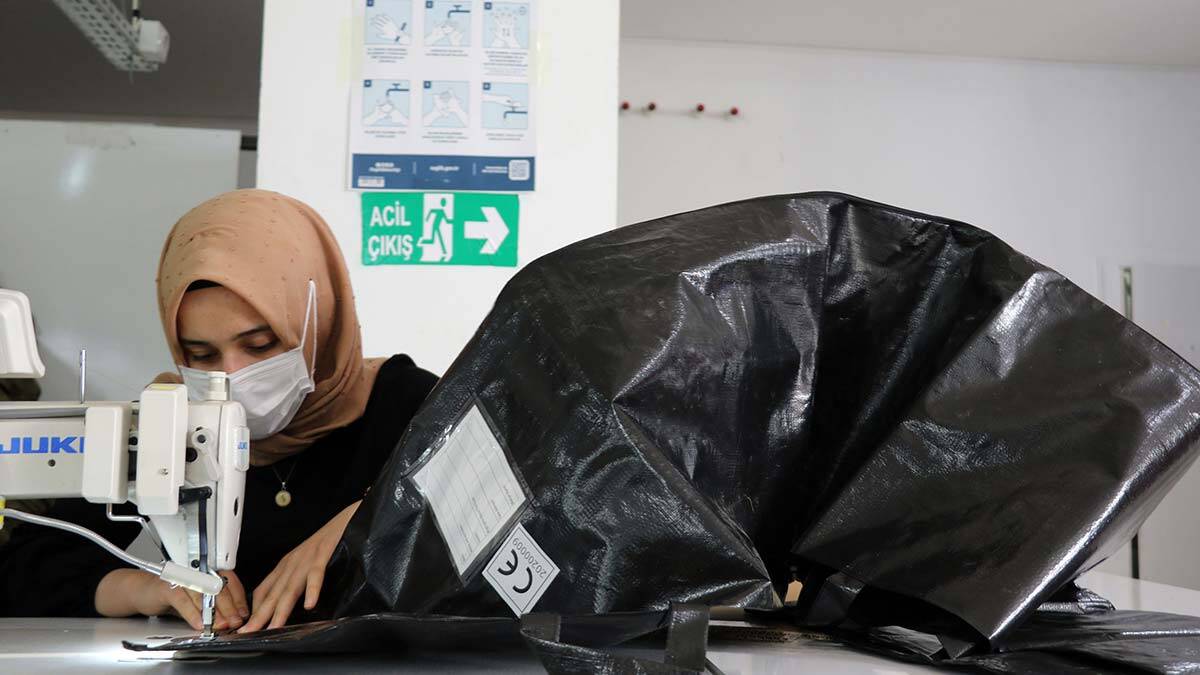 ABD'ye 1.5 milyon ceset torbası ihracatı