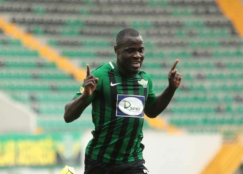Akhisarspor'da yabancılar serbest