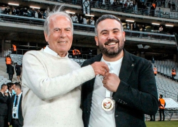 Altay'da gözler Mustafa Denizli'de