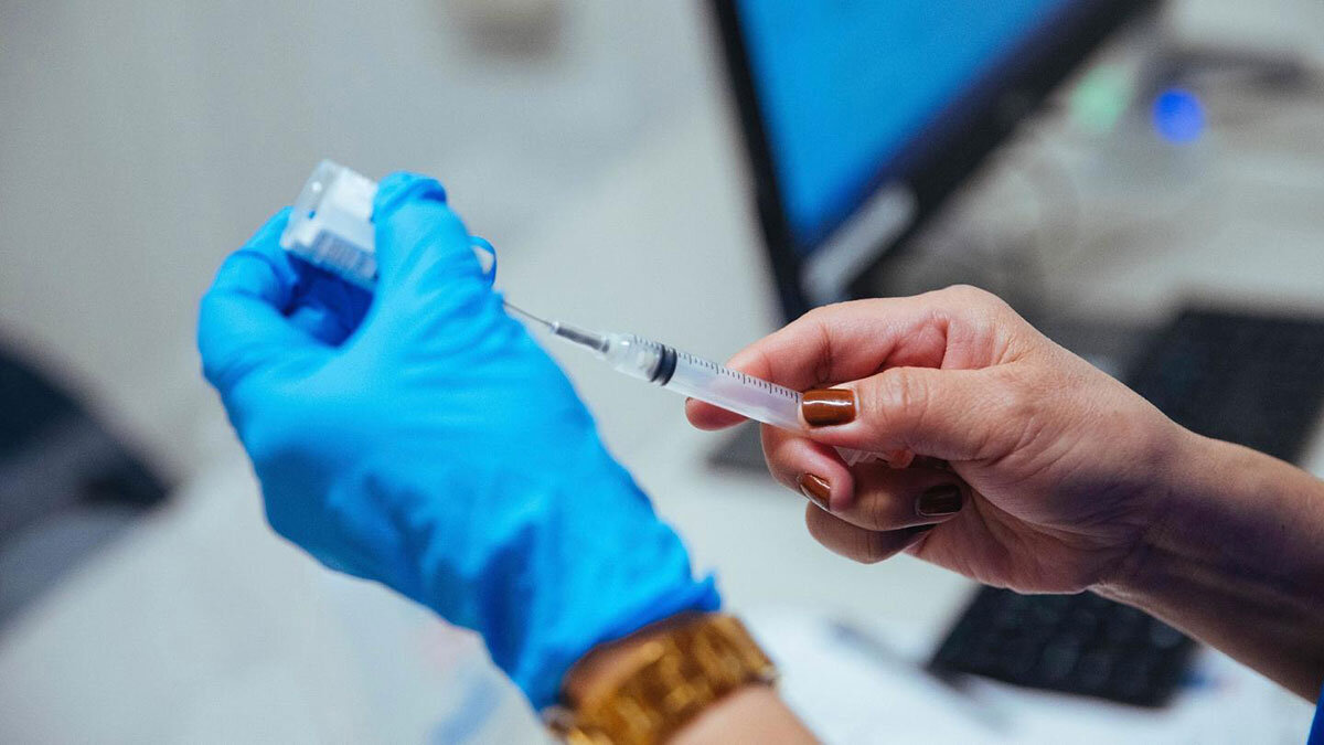 Biontech'te 2'nci dozun yan etkisi bir tık fazla