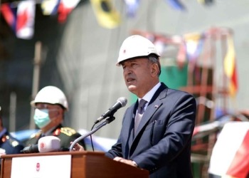 Teröristlerin inleri başlarına yıkıldı