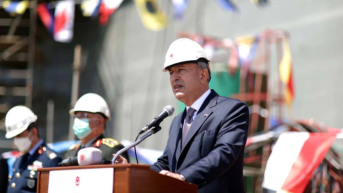 Teröristlerin inleri başlarına yıkıldı