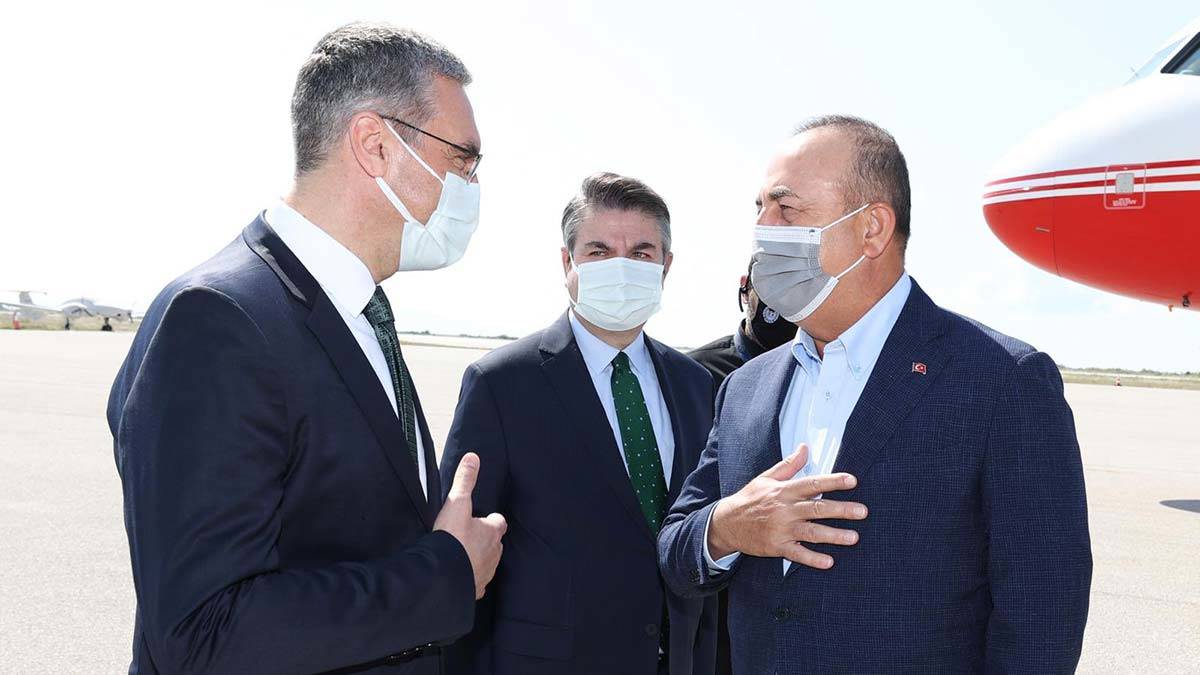 Mevlüt Çavuşoğlu Yunanistan'da