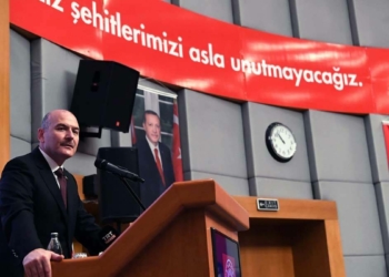 Terörle mücadelede dünyaya ders veriyoruz