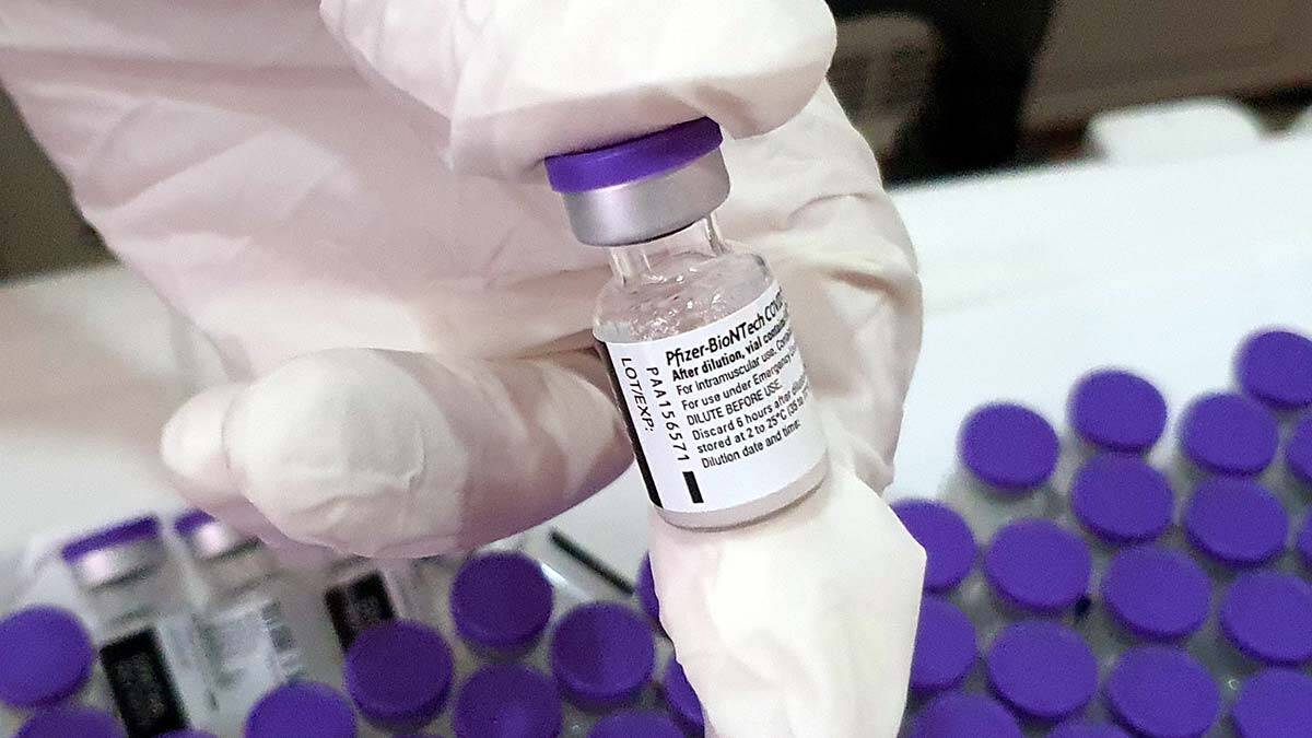 Sağlık Bakanlığı Koronavirüs Bilim Kurulu Üyesi Prof. Dr. Serap Şimşek Yavuz, "Tünelin ucundaki ışığı Ekim'de görüyorum" dedi.