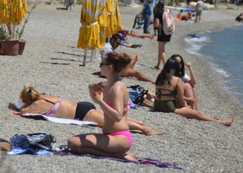 Bodrum'da sahil ve plajlar hareketlendi