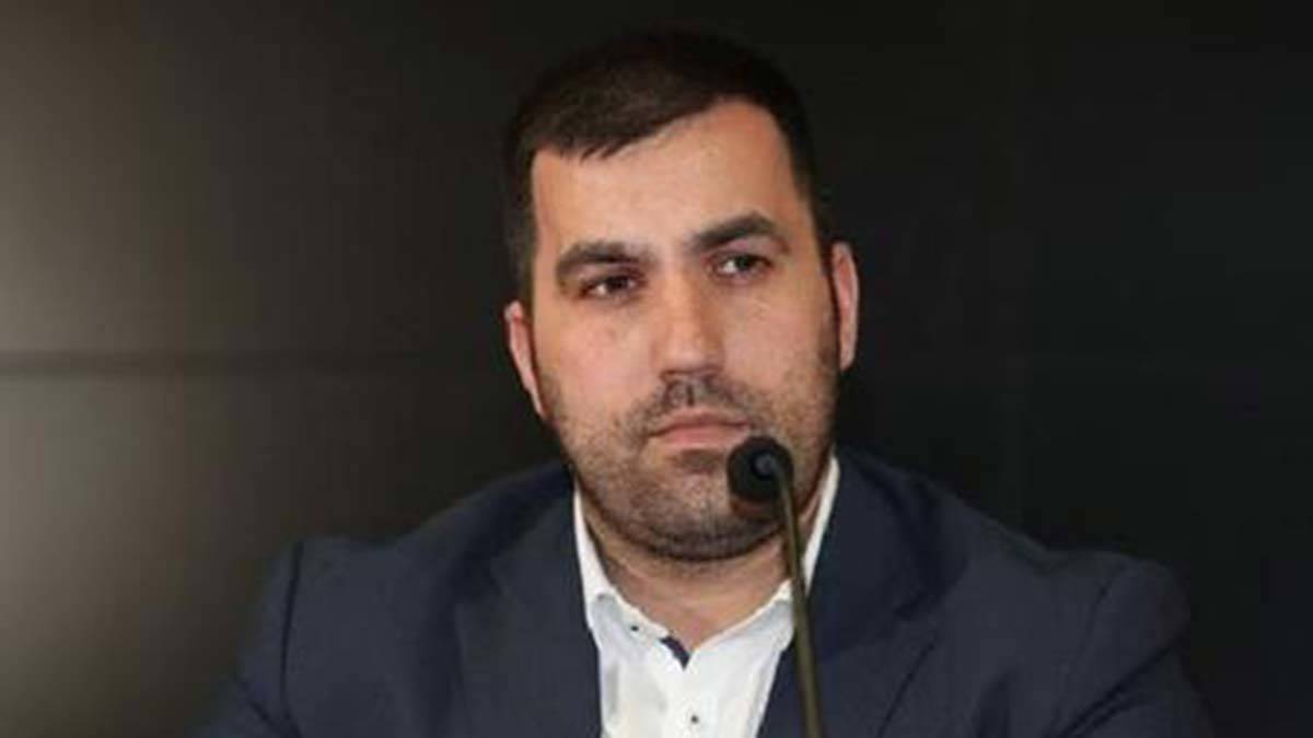 Ünsal Arık boks camiamızın yüz karasıdır