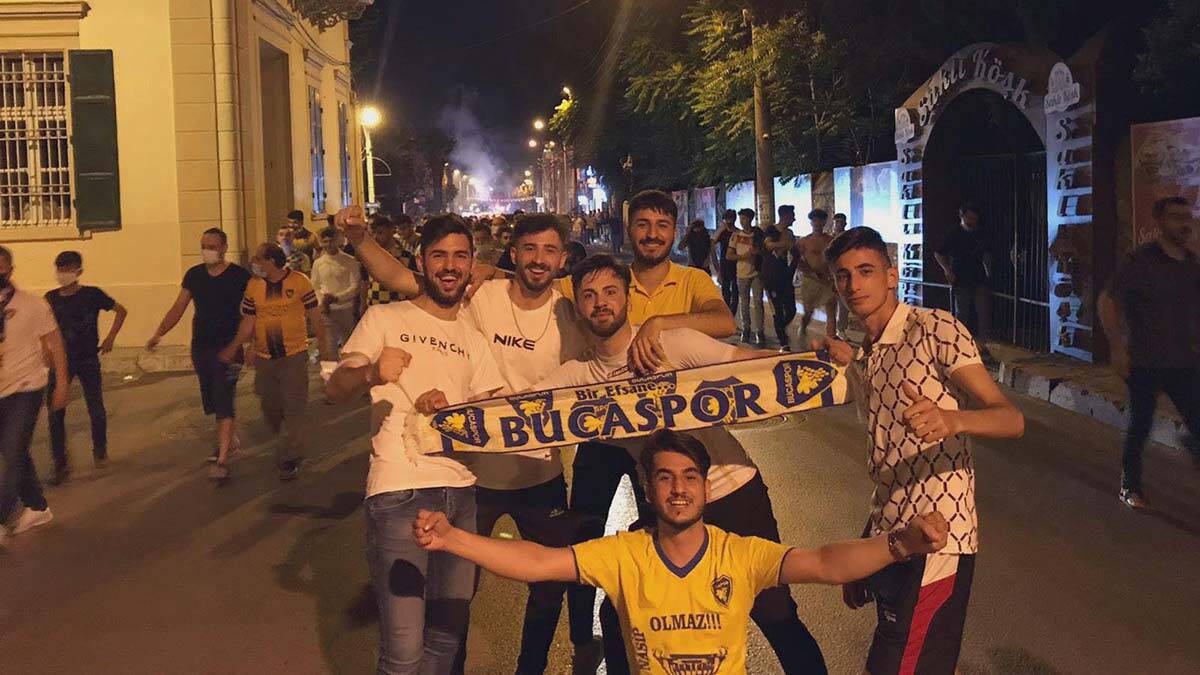 Buca'da 11 yıllık kupa hasreti sona erdi