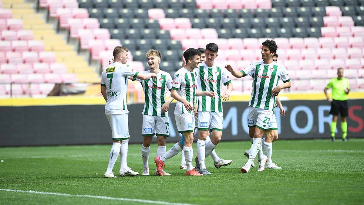 Bursaspor'un gollerinin % 82'si altyapıdan