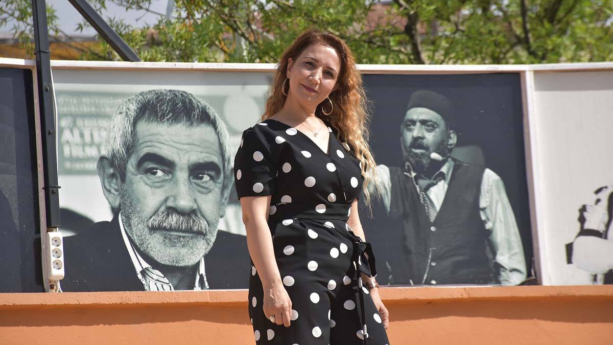 Can kurtaran Ayfer hemşire sanat da yapıyor