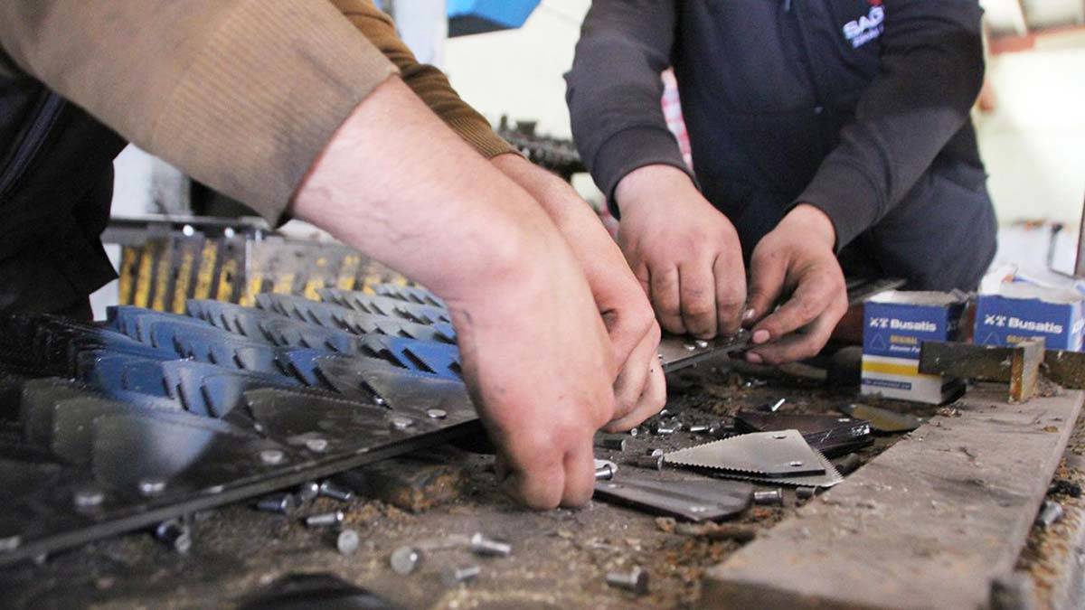 Ürettikleri tarım aletlerini 5 ülkeye ihraç ediyorlar