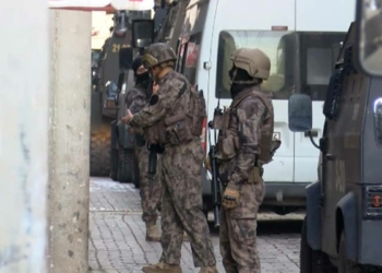 Diyarbakır'da terör örgütü PKK'ya operasyon