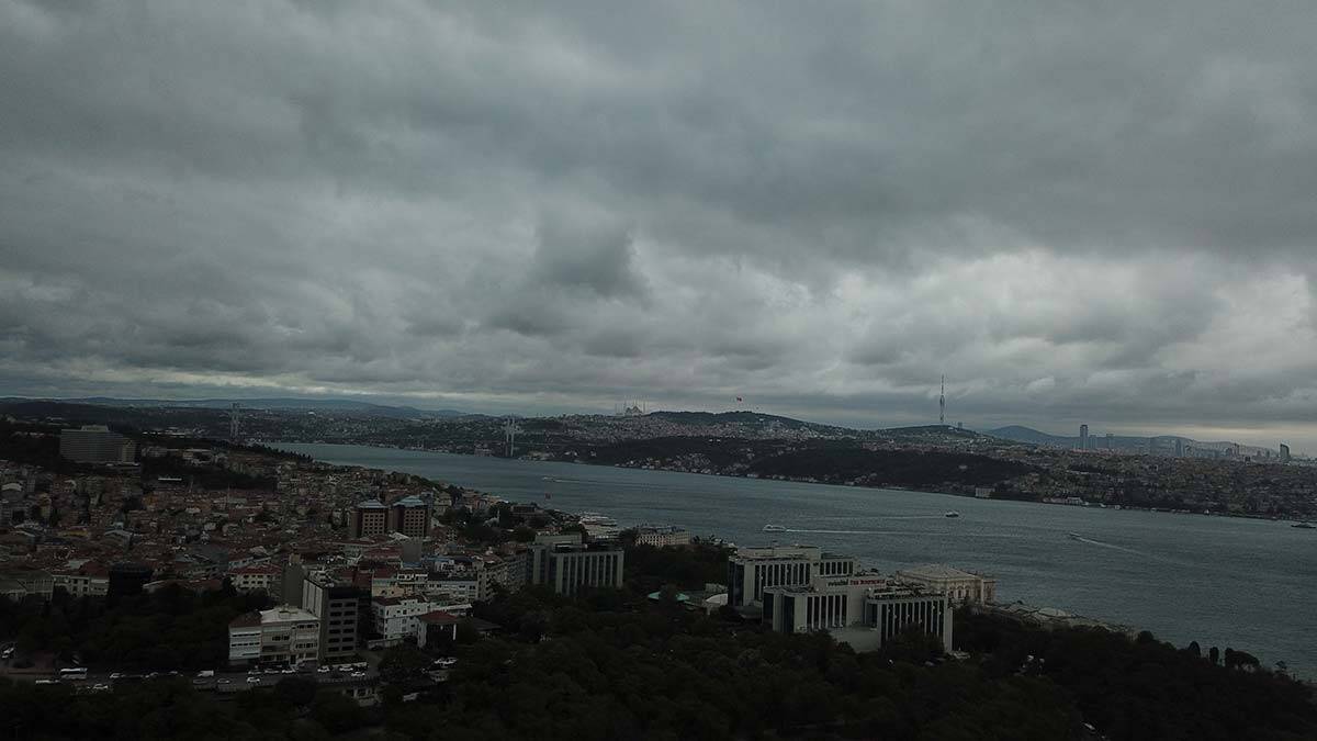 İstanbul'da beklenen yağış başladı