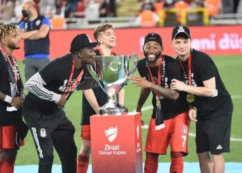 2020-2021 Beşiktaş sezonu