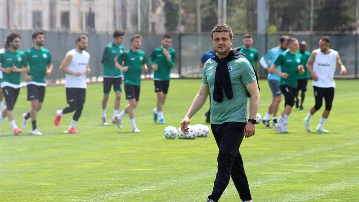 GZT Giresunspor Teknik Direktörü Hakan Keleş, "Giresunspor'un 44 yıllık hasretinin dinmesine 90 dakika kaldı" dedi.