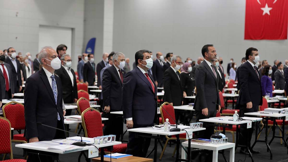 İBB'nin 2020 Yılı Faaliyet Raporu ret oyların çokluğuna rağmen geçti