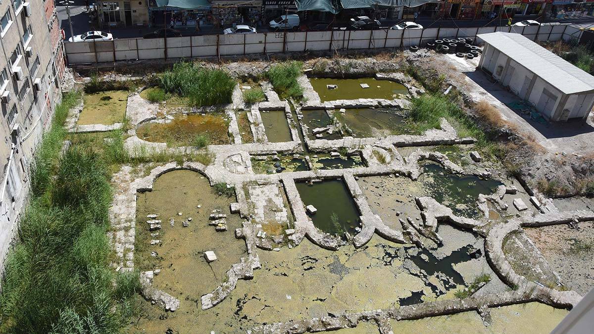 İzmir'deki tarihi Roma hamamı ziyarete açılacak