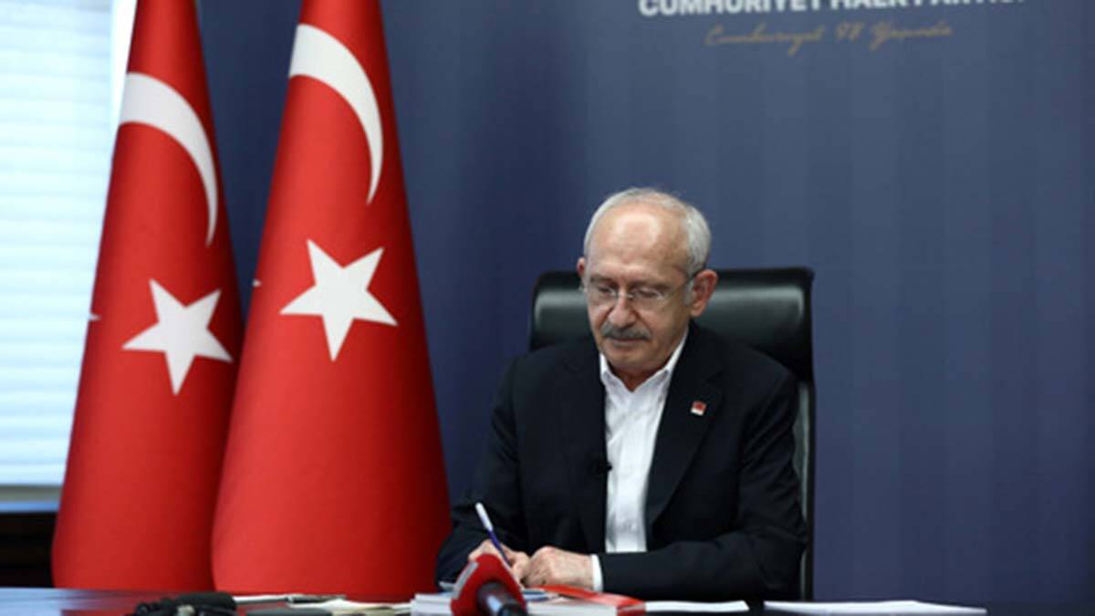 Kılıçdaroğlu emeklilerin sorunlarını dinledi