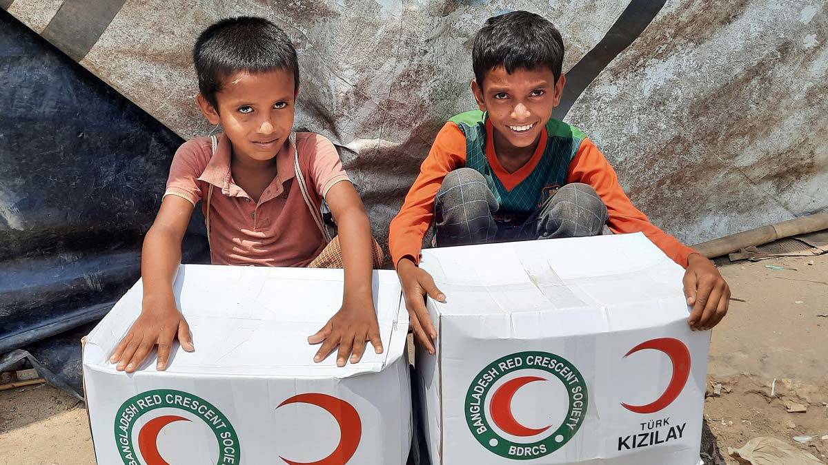 Kızılay 10.8 milyon kişiye yardım gönderdi