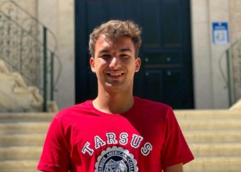 Emir Şendoğan ABD'de tenis bursuyla eğitim görecek