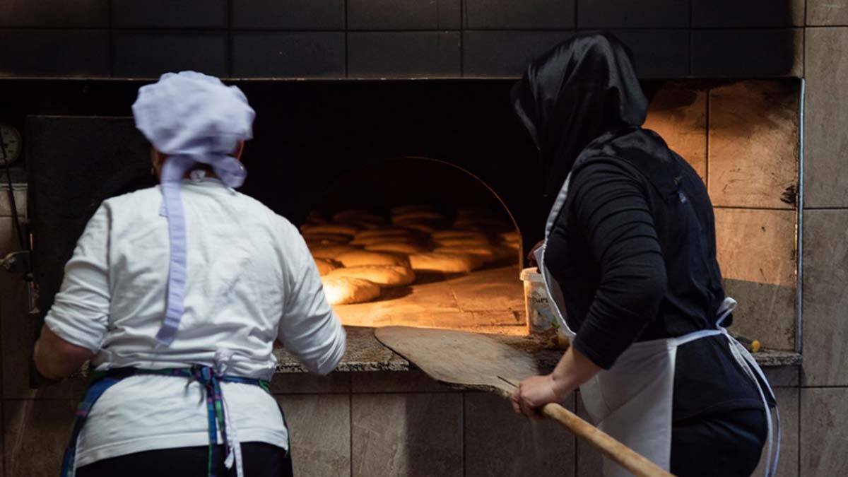 Köylü kadınlar elektriklerini üretmeye başladı