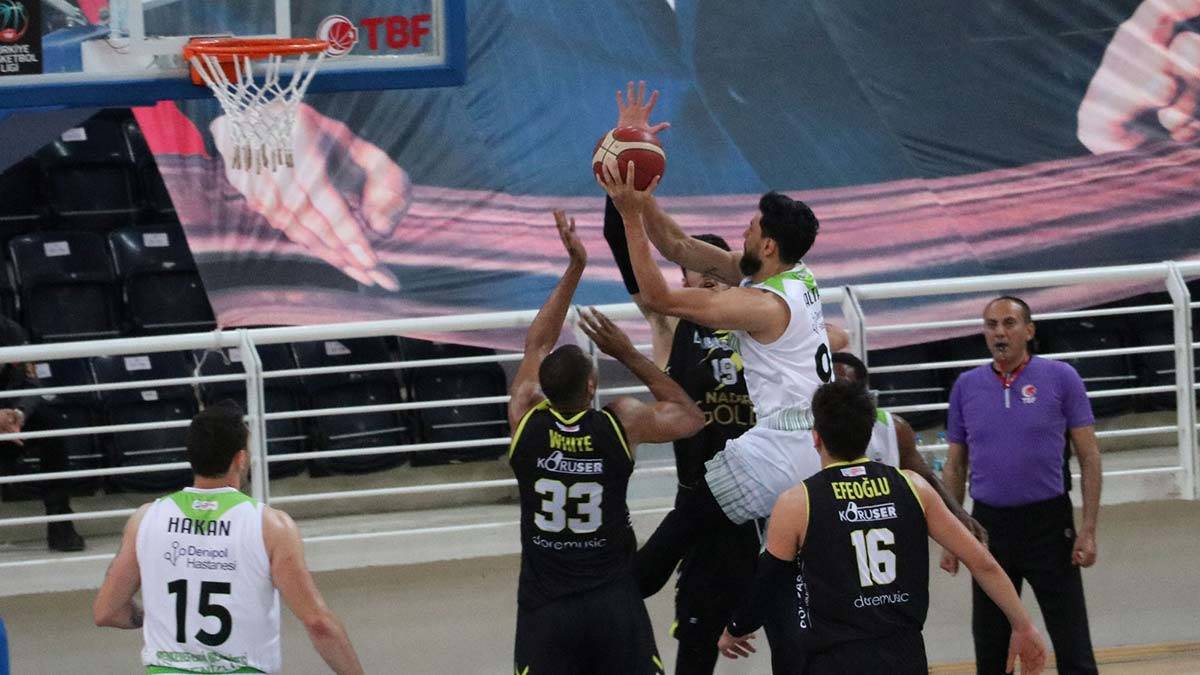 Denizli Basket Süper Lig'e çıkışını garantiledi