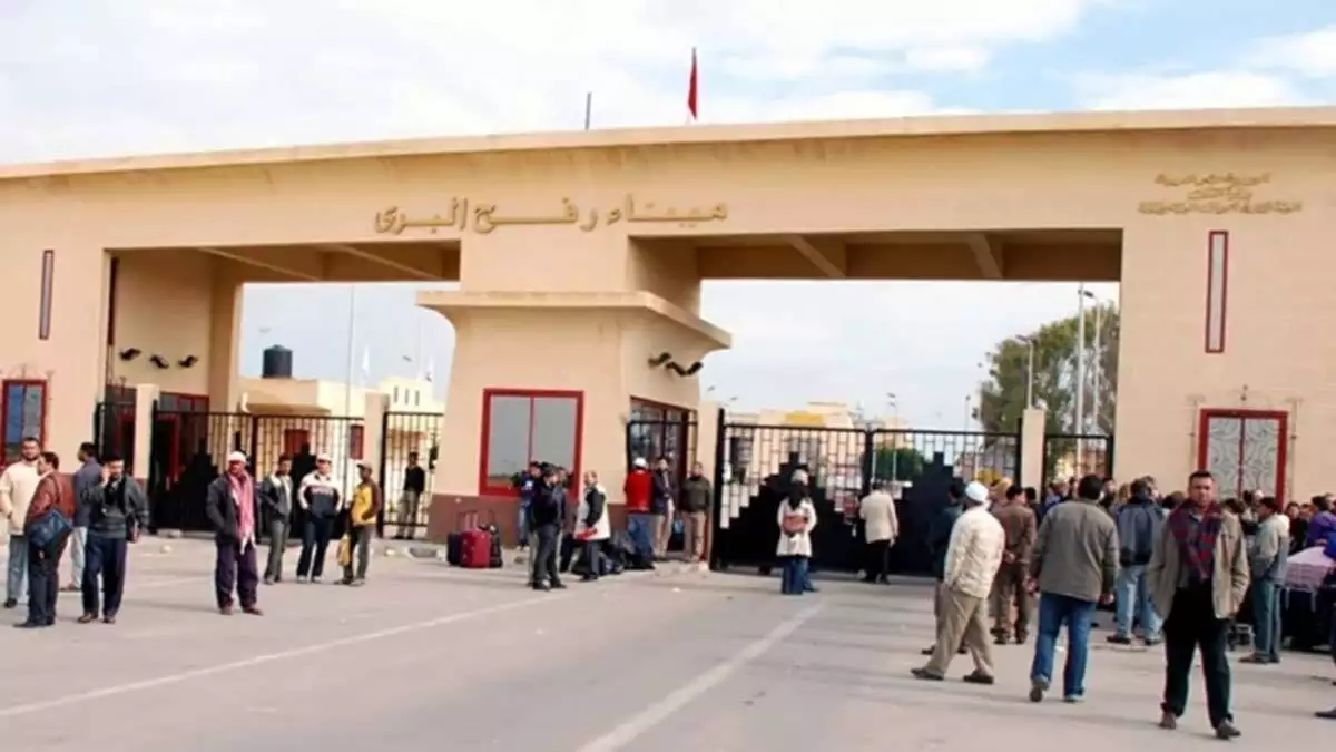 Mısır, refah sınır kapısı'nı açtı