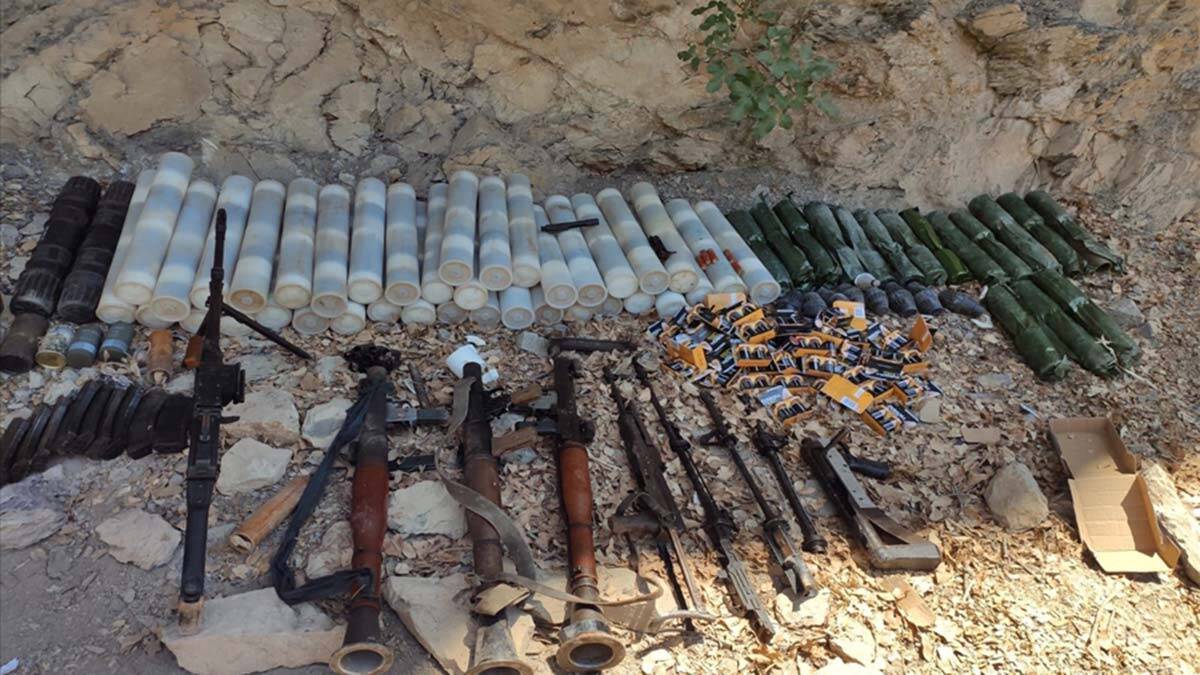 PKK'ya ait çok sayıda silah ve mühimmat ele geçirildi