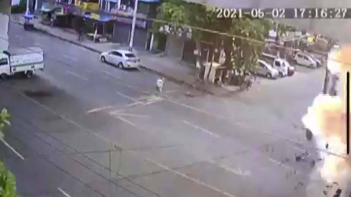 Myanmar'da tuzaklanan patlayıcı infilak etti