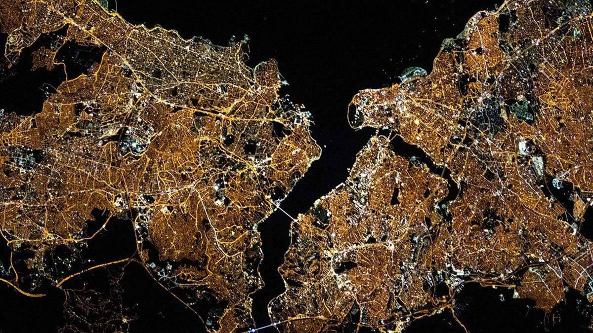 NASA'dan İstanbul paylaşımı: Hey İstanbul parlıyorsun