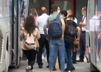 Dönüş yolculukları başladı otogarlar hareketlendi