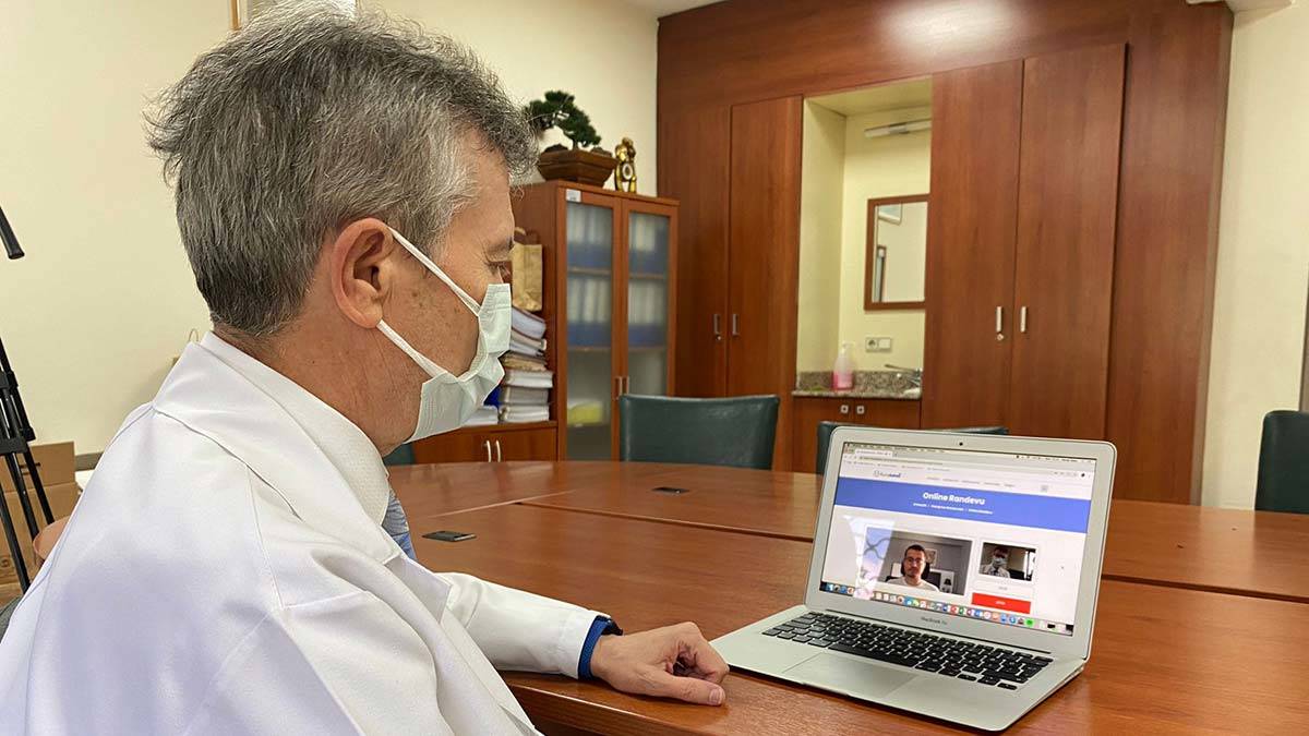 Hastaneye gitmeye çekinenler için bunedoktor.com