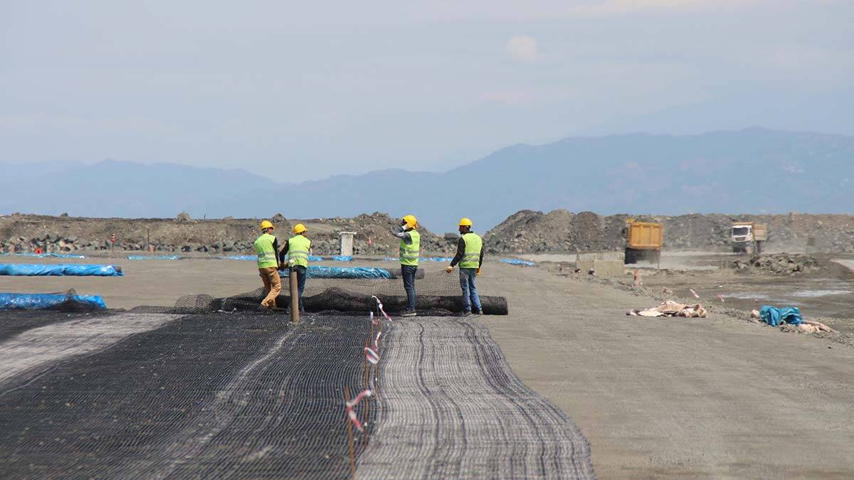 Rize Artvin Havalimanı'nda beton kaplamasına geçildi