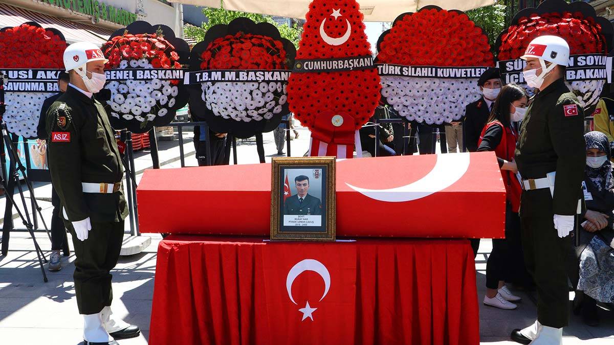 Şehit Murat Nar son yolculuğuna uğurlandı