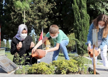 Soma faciasının yıl dönümünde bayram hüznü