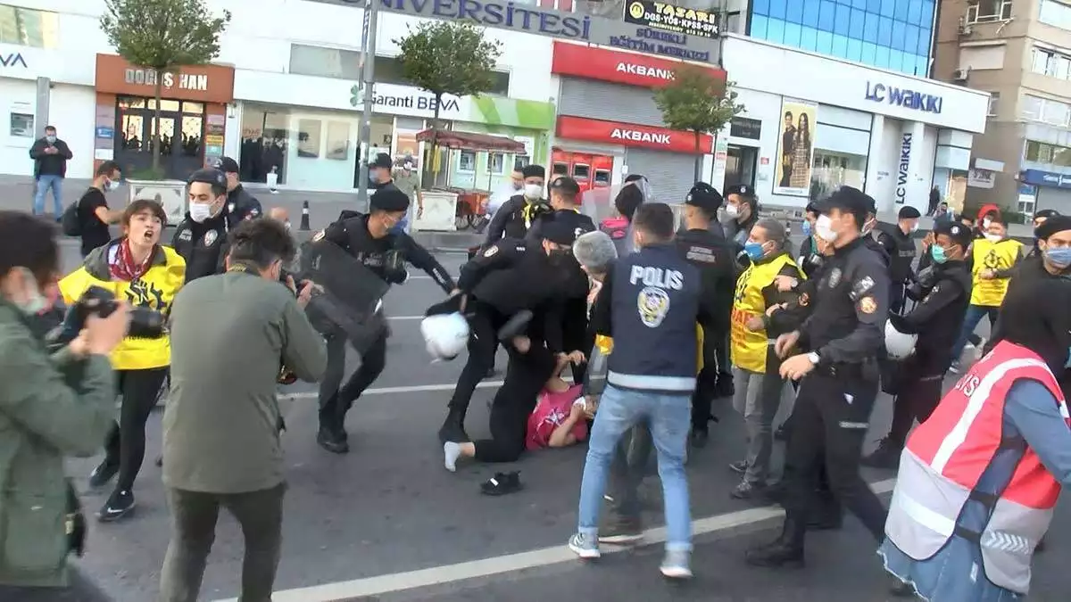 Polisin taksim ve çevresinde önlemleri sürüyor.