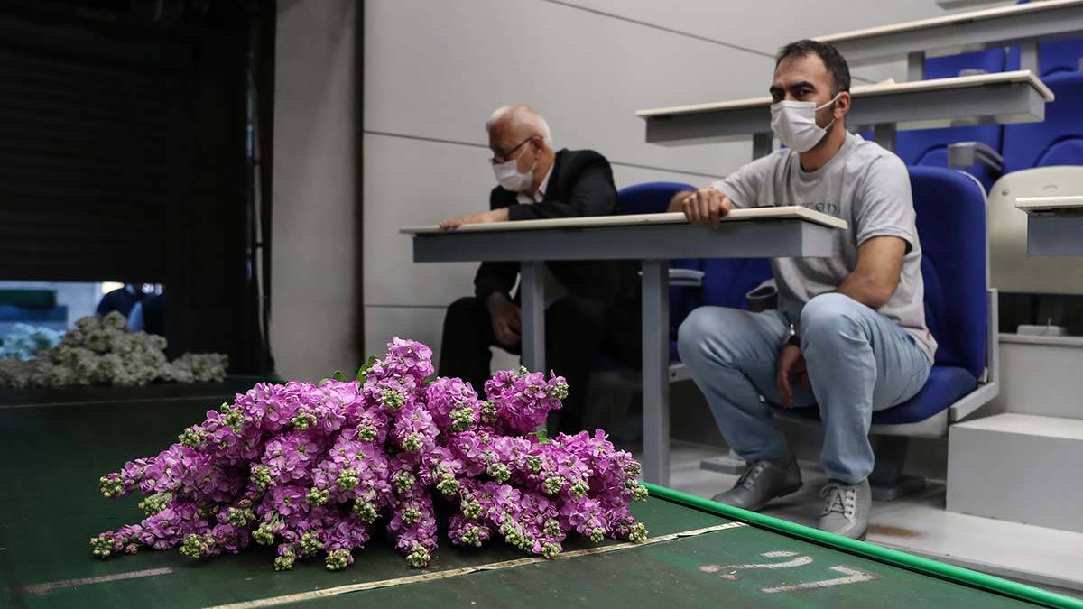 Anneler Günü öncesi çiçek borsasında sakinlik