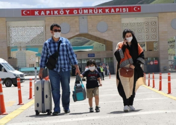 Van'da İranlı turist heyecanı