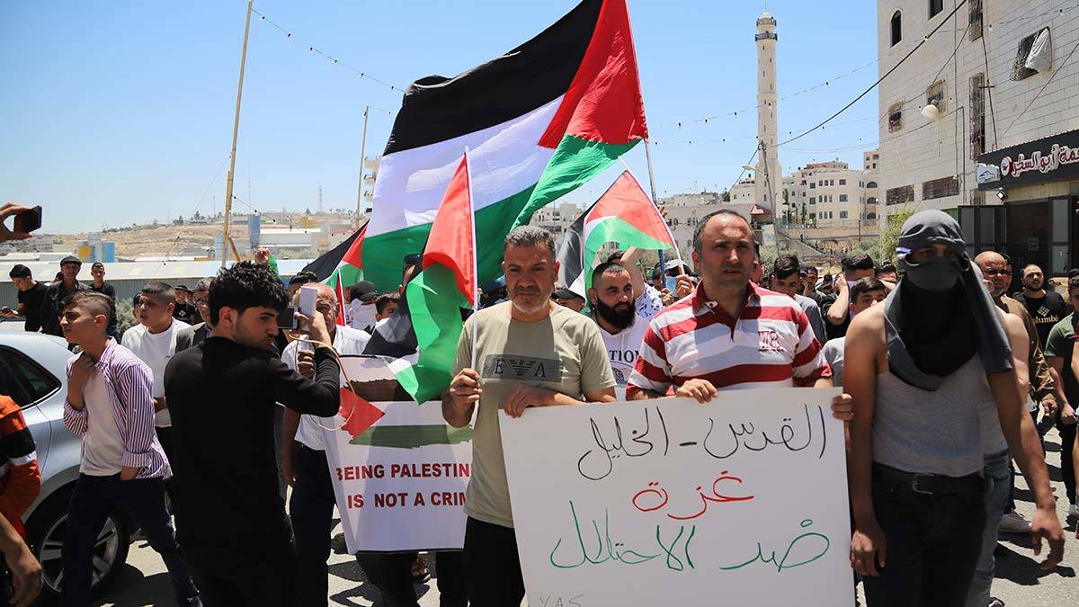 Yüzlerce Filistinli İsrail'i protesto etti