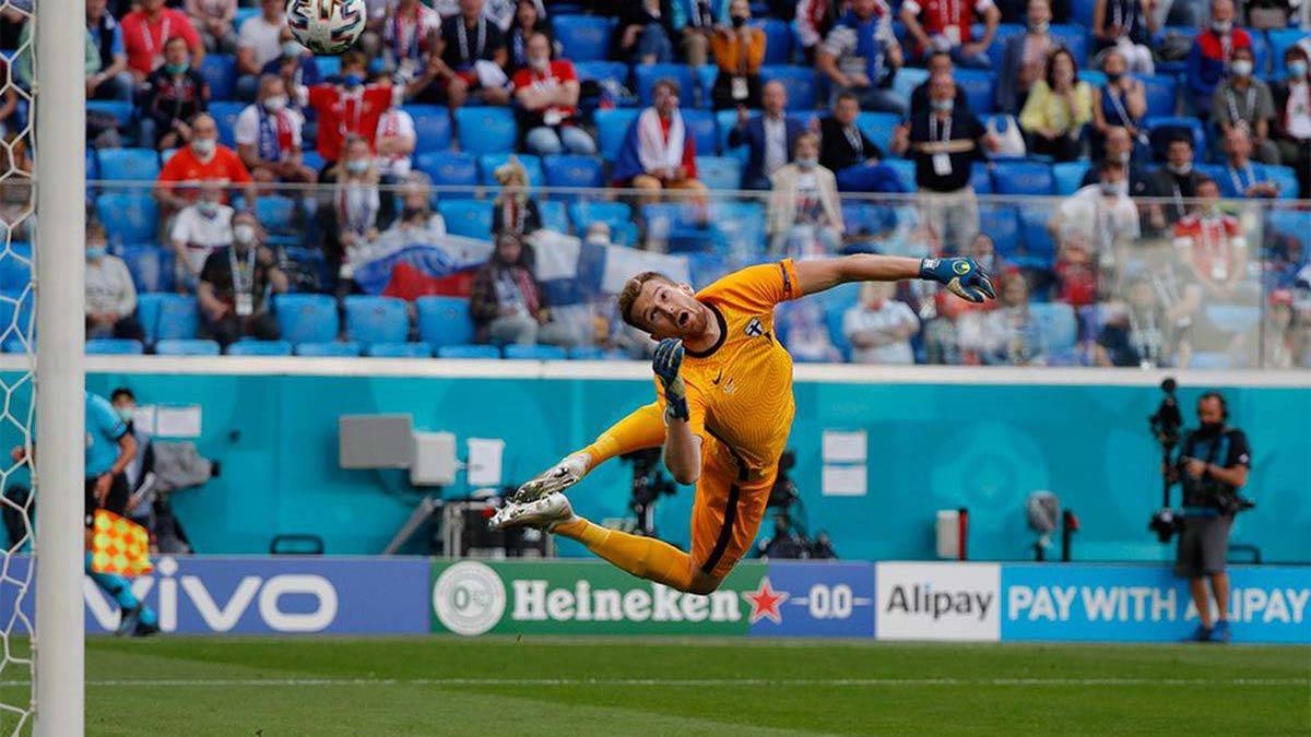 Yüzlerce taraftarda Kovid-19 salgını baş gösterdi