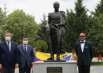 Büyükelçi Çankaya'da Park Açılışında