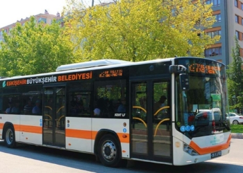 Büyükşehir Belediyesi'nden YKS Öğrencileri için Tramvay Çözümü