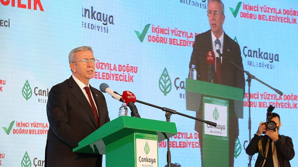 Alper Taşdelen: “Doğru belediyecilik ranta değil halka hizmet etmektir. Doğru belediyecilik önce insan demektir" dedi.