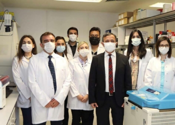 Erciyes Üniversitesi Rektörü Prof. Dr. Mustafa Çalış yerli aşı TURKOVAC'ın hayvan deneylerinde çok başarılı olduğunu açıkladı
