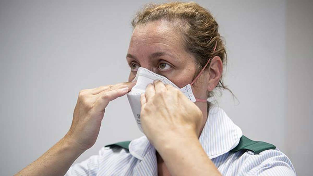 Filtreli FFP3 tip maskeler yüzde 100 koruma sağlıyor