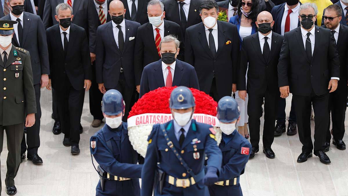 Sarı Kırmızı Renklerin Yeni Başkanı Anıtkabir Ziyareti Gerçekleştirdi