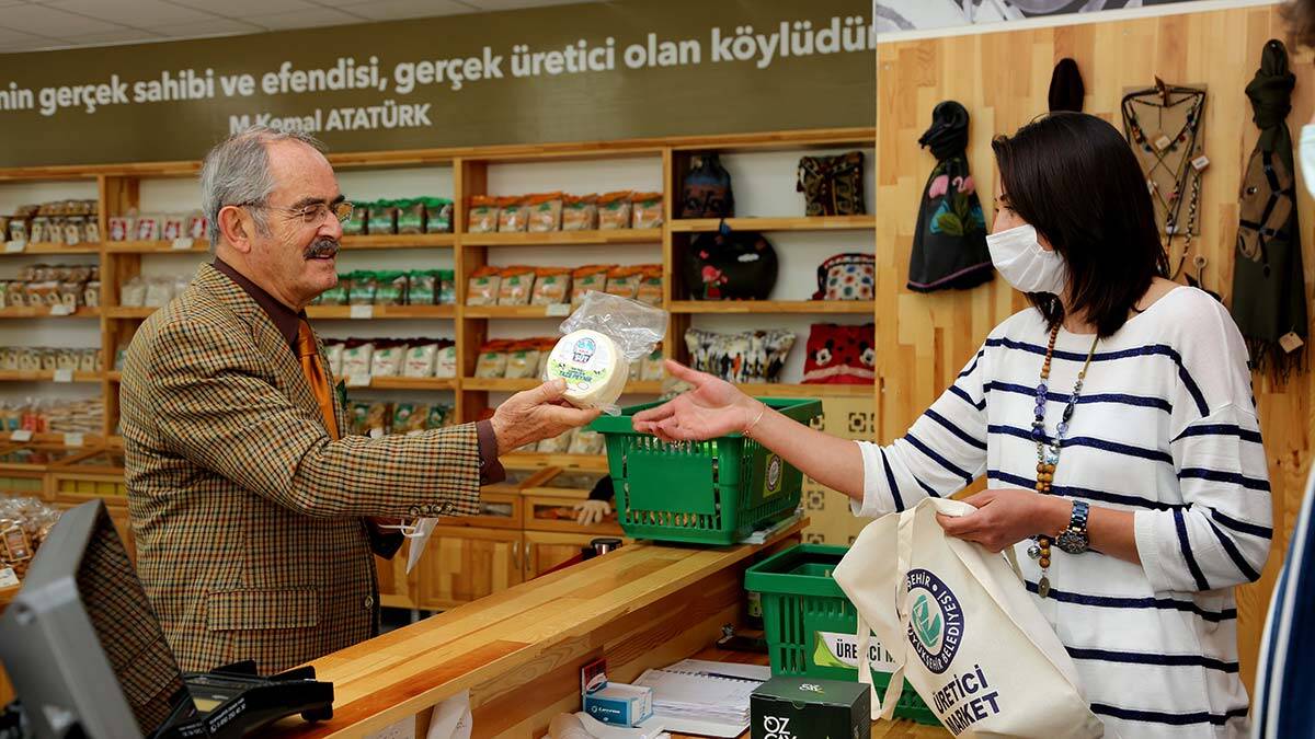 Halk Süt'te peynir ve tereyağı satışı başlıyor