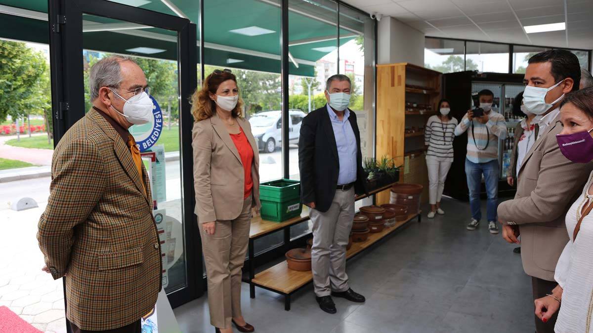 Halk Süt'te peynir ve tereyağı satışı başlıyor