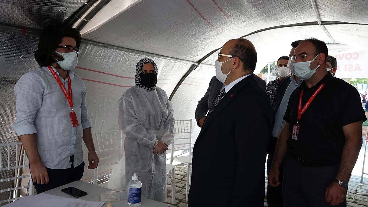 Trabzon Valisi 551 Bin Kişinin Aşılandığını Duyurdu